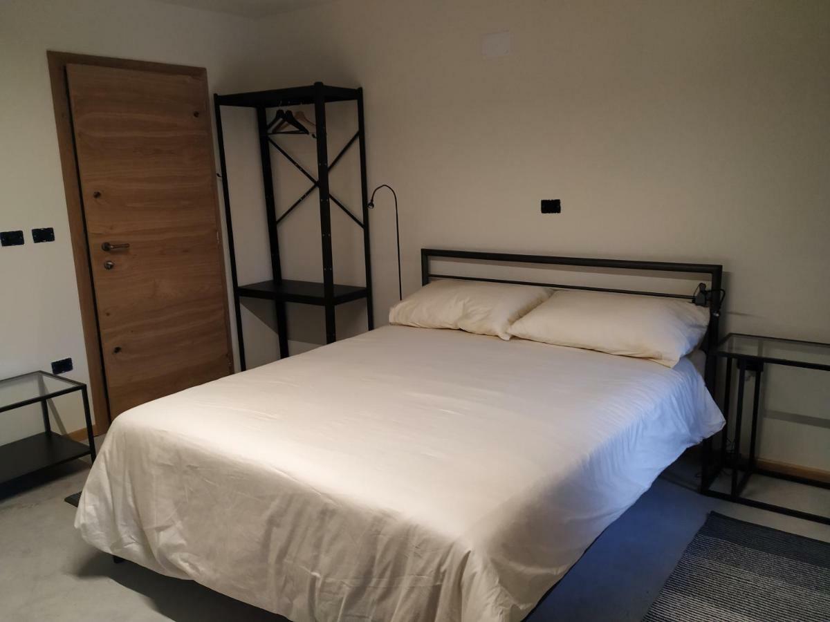 B & W Kriz Bed & Breakfast Ajdovščina Bagian luar foto